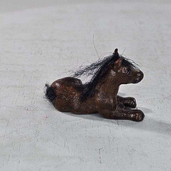 Custom Breyer Stablemate Horse Lying Down Thoroughbred Foal Bay Faux Mane Tail - Picture 5 of 8